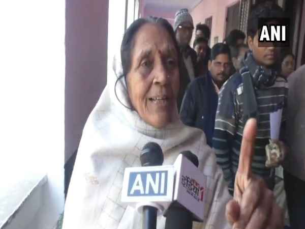 अंग्रेजों ने काट दिए थे पिता के हाथ