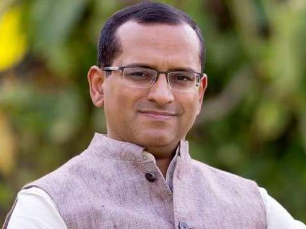अजीत डोभाल के बेटे शौर्य पर सबकी नजरें