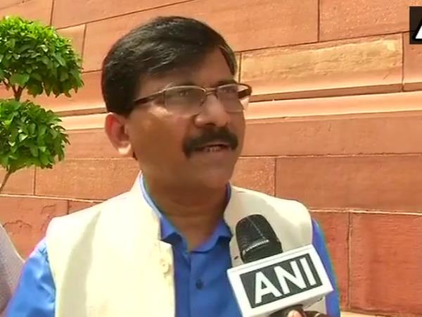 फिल्म को लेकर कांग्रेस-बीजेपी में घमासान फिल्म को लेकर कांग्रेस-बीजेपी में घमासान