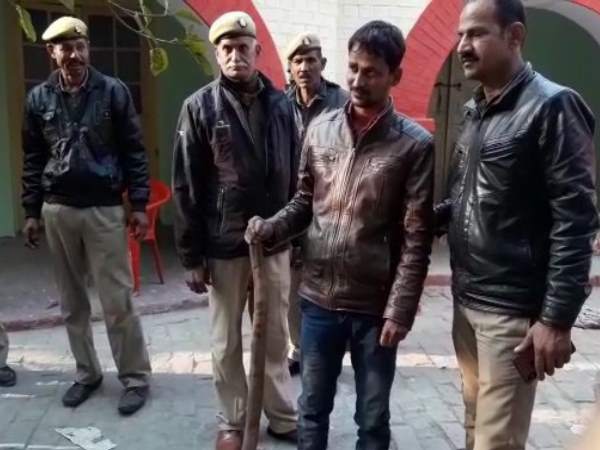 A man caught with double mouth snake in Lakhimpur Kheri