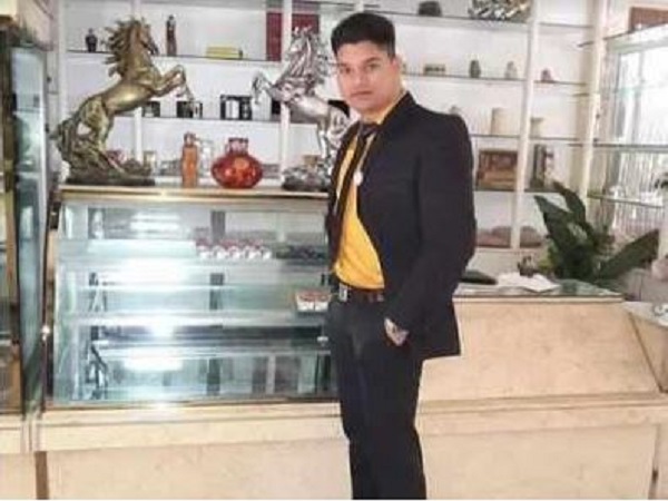 अवैध संबंध के शक को लेकर दोनों के बीच होता था झगड़ा अवैध संबंध के शक को लेकर दोनों के बीच होता था झगड़ा