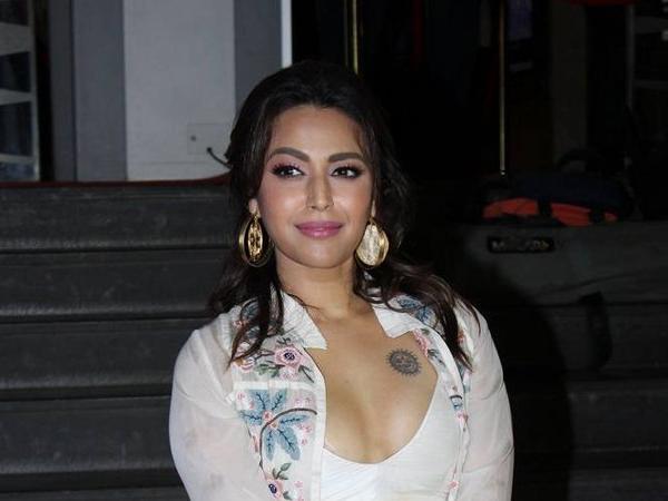 लड़कियों को यौन शोषण की पहचान के लिए नहीं दी जाती शिक्षा