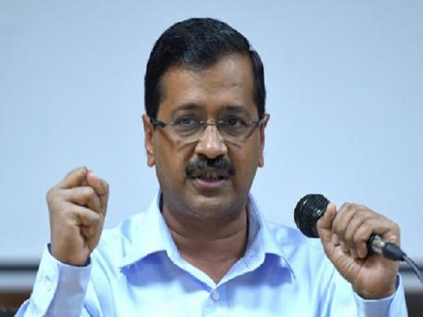 केजरीवाल और उनकी सरकार की लोकप्रियता में इजाफा
