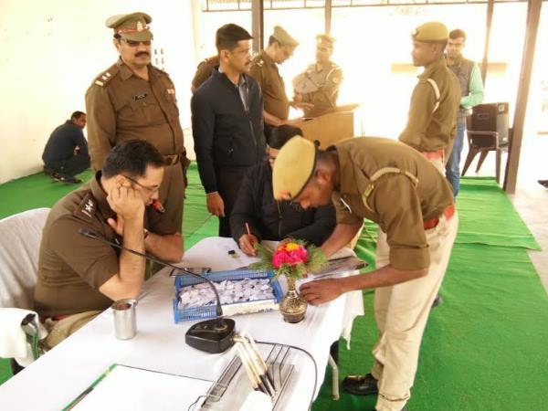 पर्ची के हिसाब से दी गई तैनाती