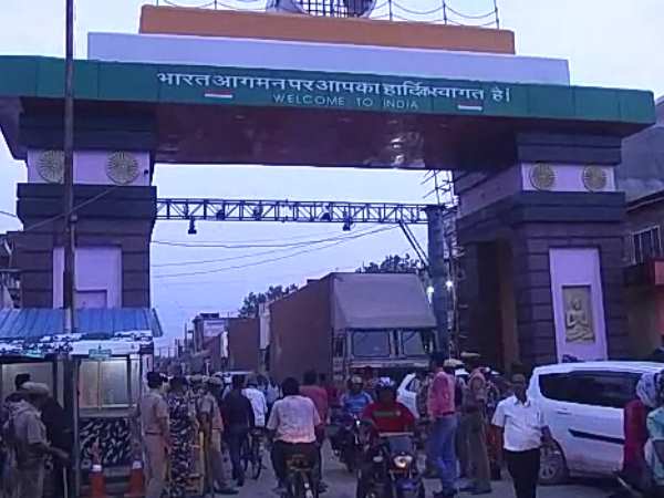 बॉर्डर पर बढ़ाई गई पेट्रोलिंग बॉर्डर पर बढ़ाई गई पेट्रोलिंग