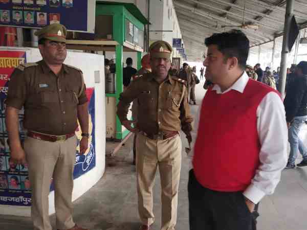 एयर स्ट्राइक के बाद हाई अलर्ट