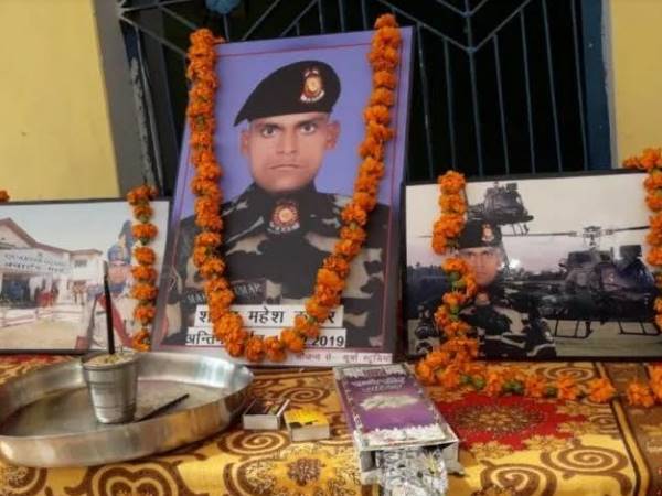 हमें छेड़ा तो मुंहतोड़ जवाब देंगे हमें छेड़ा तो मुंहतोड़ जवाब देंगे