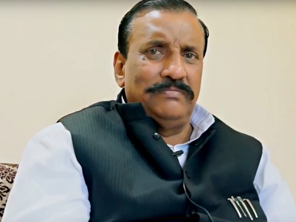 apna dal mp harivansh singh forms new political party