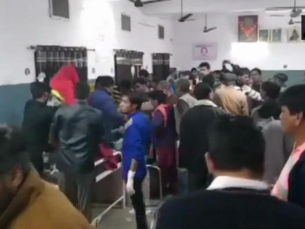 Rajasthan: At least 10 people died in truck acciden Pratapgarh-Jaipur Highway Ambawali Village Rajasthan: At least 10 people died in truck acciden Pratapgarh-Jaipur Highway Ambawali Village