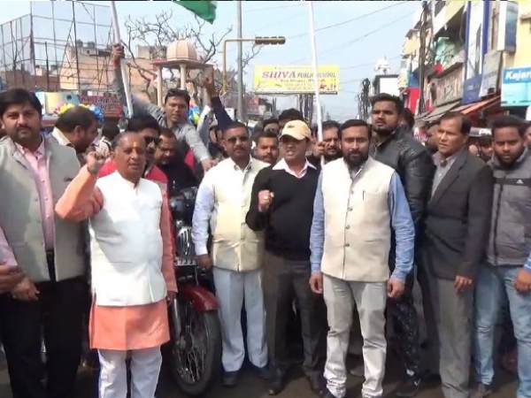 यूपी के 12 जवान शहीद