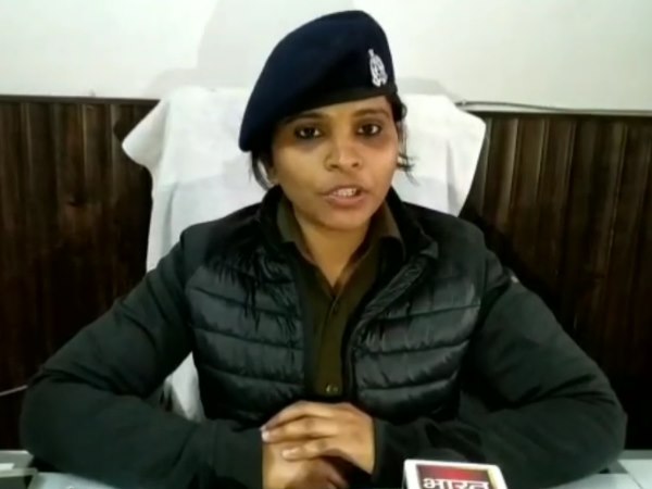 police man dance with dancer video goes viral