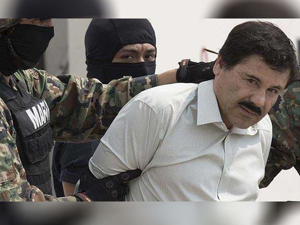 नाबालिग लड़कियों को अपना 'विटमिन' बताता था 