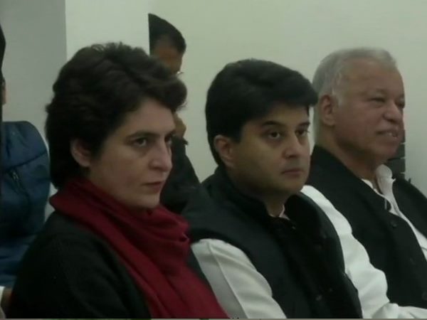 दोनों नेताओं पर कोई दबाव नहीं- राहुल