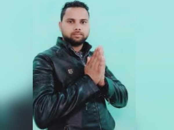 ड्यूटी छोड़कर पहुंचा घर