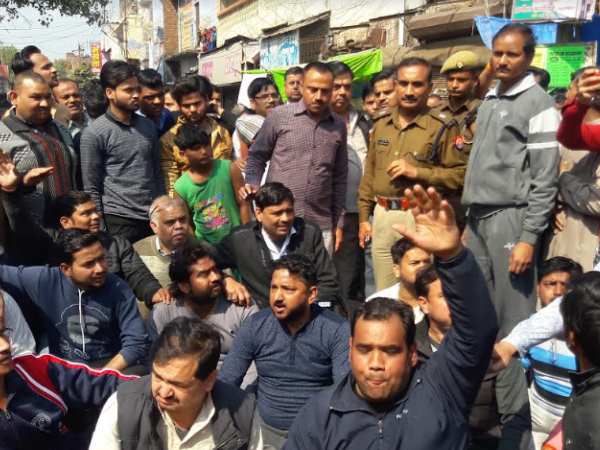 दोस्त ने मांगे थे पांच लाख रुपए