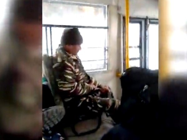 शहादत की खबर सुन बेहोश हुईं सुखजिंदर की पत्नी शहादत की खबर सुन बेहोश हुईं सुखजिंदर की पत्नी