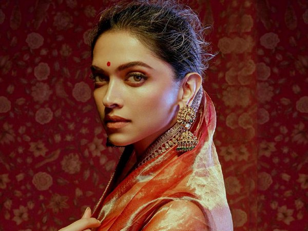 दोस्‍त नाइट आउट के लिए फ्लैट पर बुलाते थे