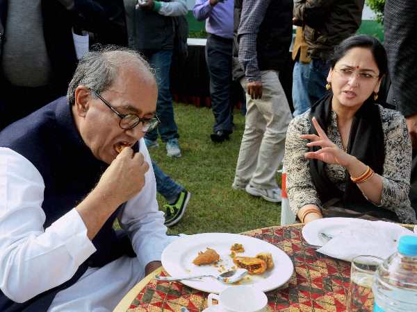 कांग्रेस आलाकमान की रजामंदी का इंतजार कांग्रेस आलाकमान की रजामंदी का इंतजार