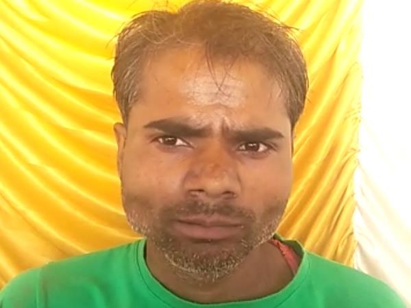 दो विकेट लेकर 15 रन भी बनाए