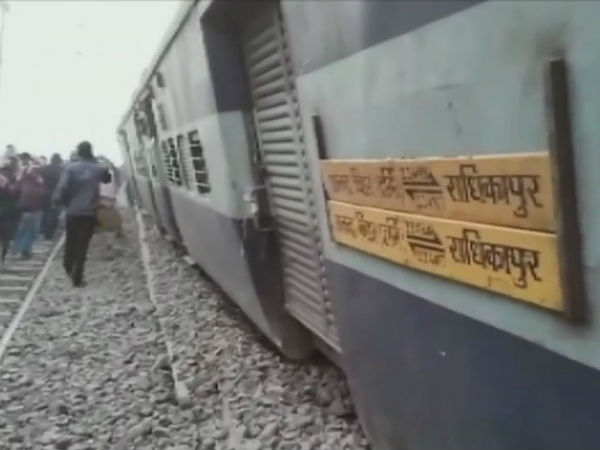 हेल्पलाइन नंबर