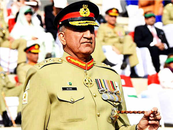 कराची में लगा आपातकाल, रात भर ब्लैकआउट