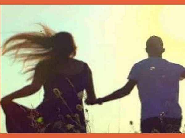 कंपनी में काम करते वक्त युवती से आंखें चार हुईं