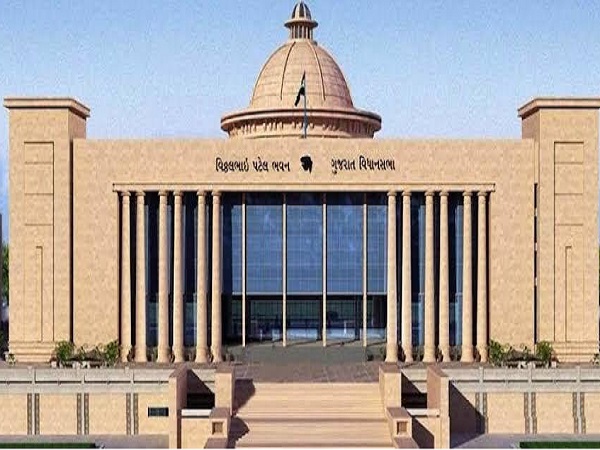 निजी अस्पताल में भी करा सकेंगे फ्री इलाज