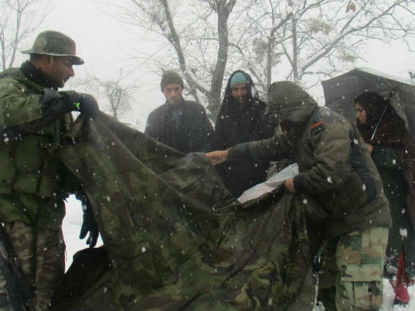 दर्द में थी महिला 