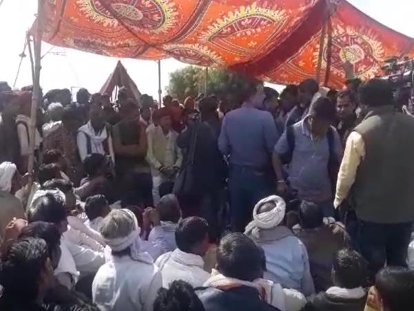 गुर्जर आंदोलन का दूसरा दिन (Second day of Gurjar agitation) 