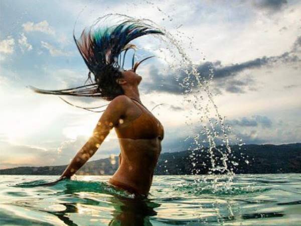 बिकिनी में कैटरीना कैफ