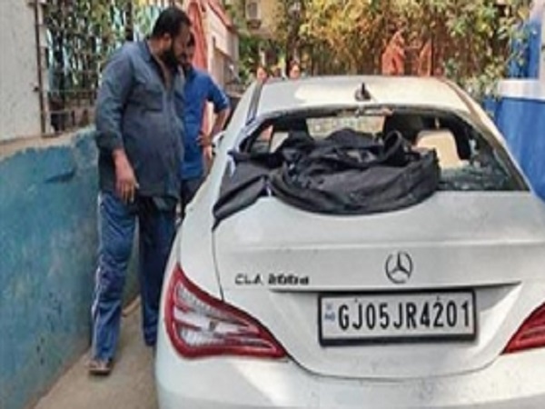 Man smashes Mercedes car after alleged spirit possession