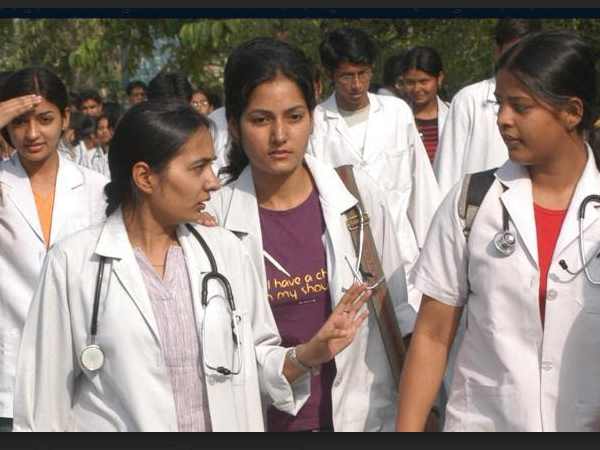 महिलाओं की बर्थ लाइफ एक्पेक्टेंसी 70.5% हुई