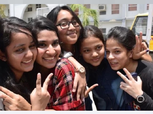 50 हजार से ज्यादा स्टूडेंट्स बढ़े इस साल