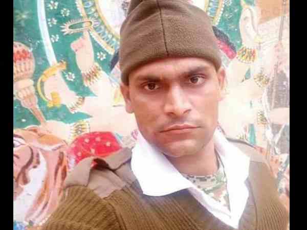 allahabad university offered job to the martyr mahesh yadav family allahabad university offered job to the martyr mahesh yadav family