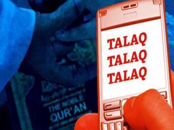 गोलियां लगते ही गिरकर तड़पने लगी महिला गोलियां लगते ही गिरकर तड़पने लगी महिला