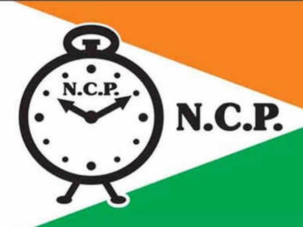 शरद पवार ने महाराष्ट्र में 10 से ज़्यादा सीटे का जीतने का लक्ष्य रखा शरद पवार ने महाराष्ट्र में 10 से ज़्यादा सीटे का जीतने का लक्ष्य रखा