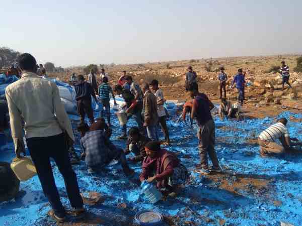 नागपुर से नेपाल जा रहा था ट्रक