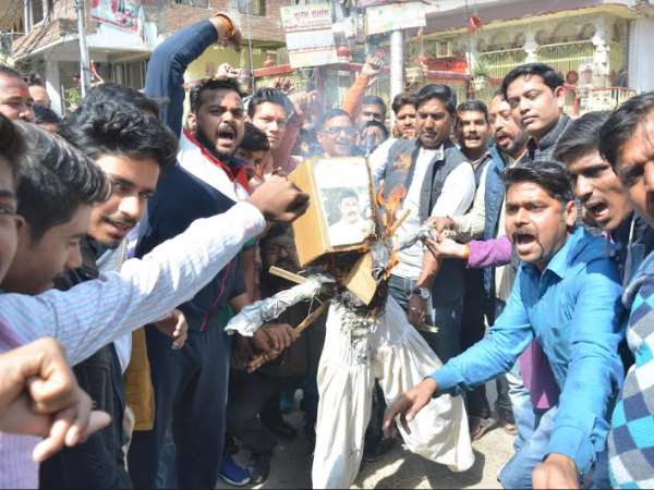 pakistan murdabad flag paint on road