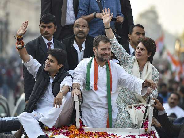 अहम नेताओं के सामने प्रेजेंटेशन