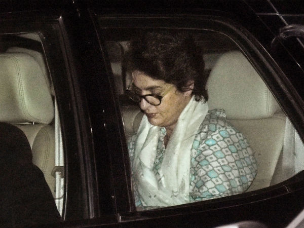 लोगों में उत्साह लोगों में उत्साह