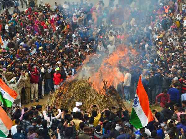 आगरा के कौशल कुमार की अंतिम विदाई में उमड़ा जनसैलाब