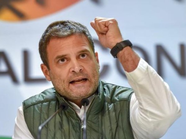 राहुल गांधी का सलाम