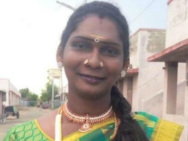 मंदिर के अंदर काटा सिर