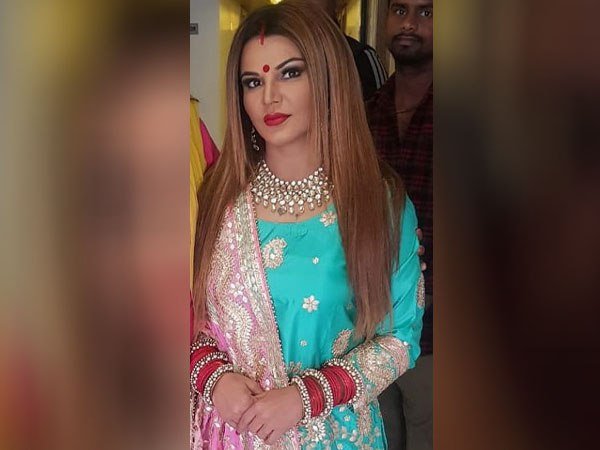 'अभी तक कुंवारी ही हूं'