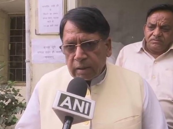 एमपी के जनसंपर्क मंत्री ने कहा- यूपी सरकार को इस्तीफा दे देना चाहिए