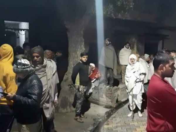 पांच भाइयों में सबसे छोटा था अमित