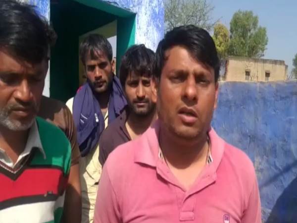 शहीद के पिता का पूर्व में हुआ निधन