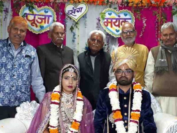 बारात में भी पांच ही व्यक्ति लेकर आना चाहते थे बारात में भी पांच ही व्यक्ति लेकर आना चाहते थे