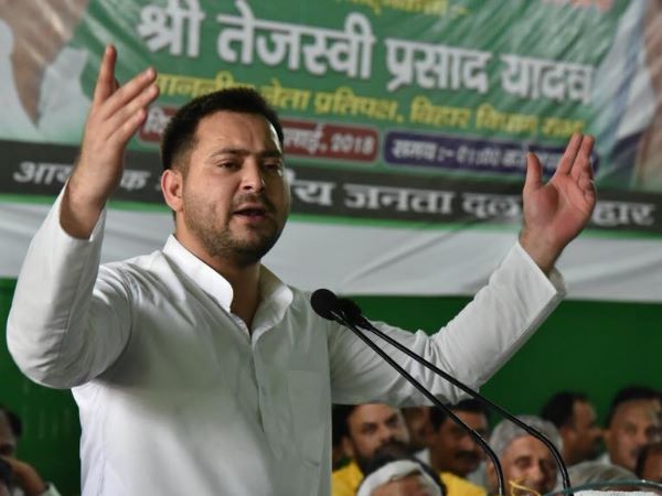 तेजस्वी ने ट्वीट में क्या लिखा?