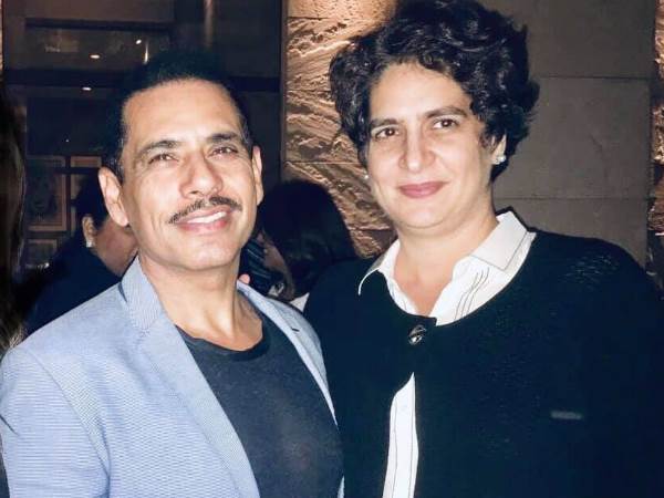  वाड्रा के खिलाफ चल रही जांच